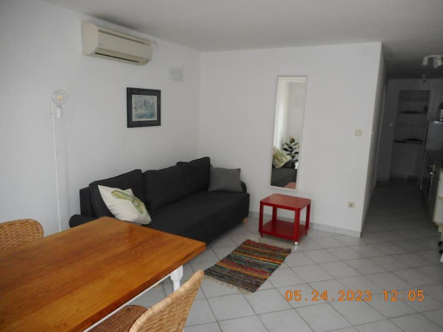 Apartment No.57 希贝尼克 外观 照片